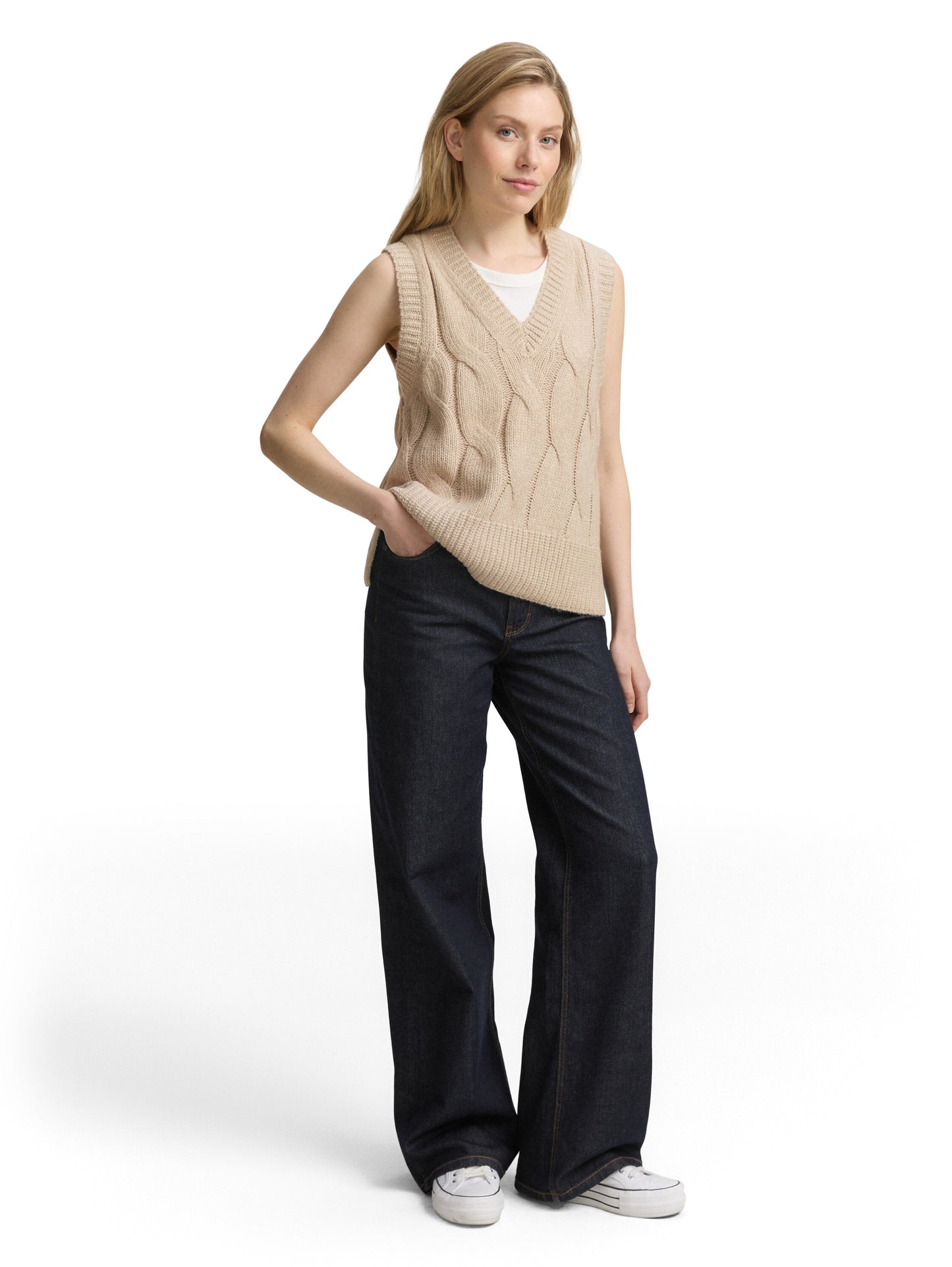 knit vest with cable structure - 1047708