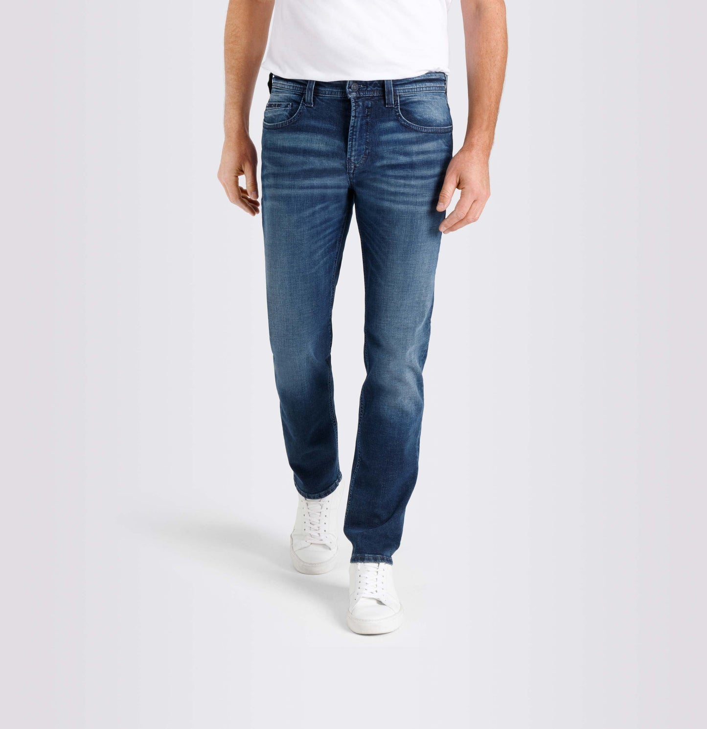Ben - 0982L038400