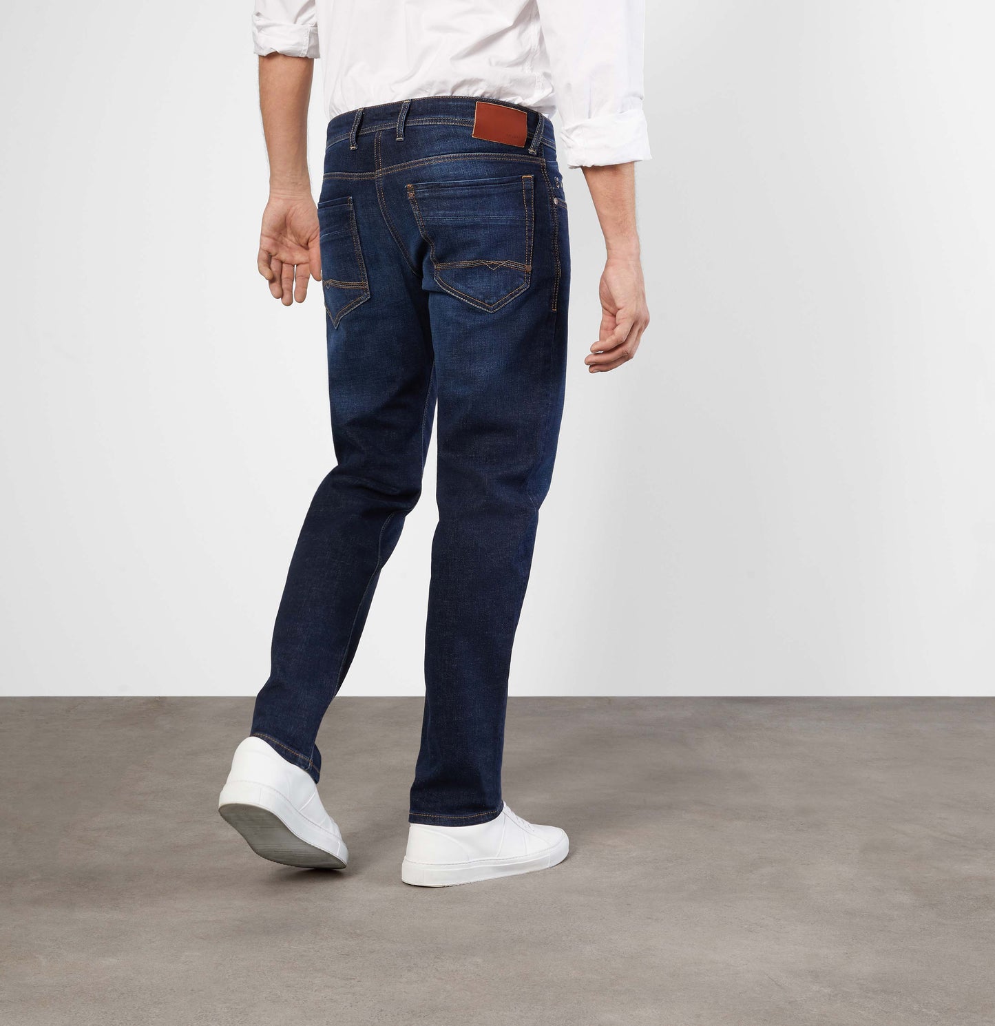 Ben - 0982L038400
