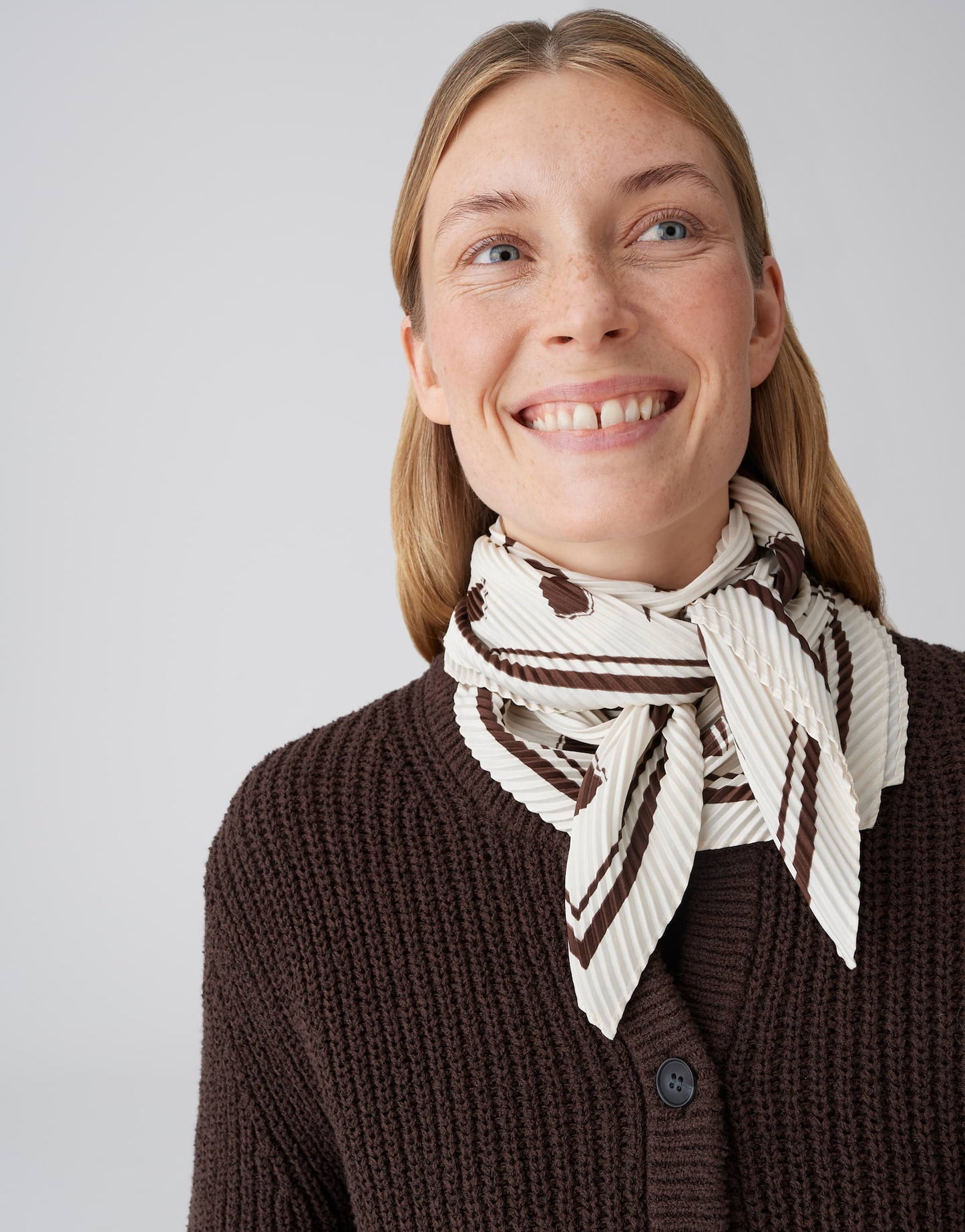 Afeni scarf - 10533913977418