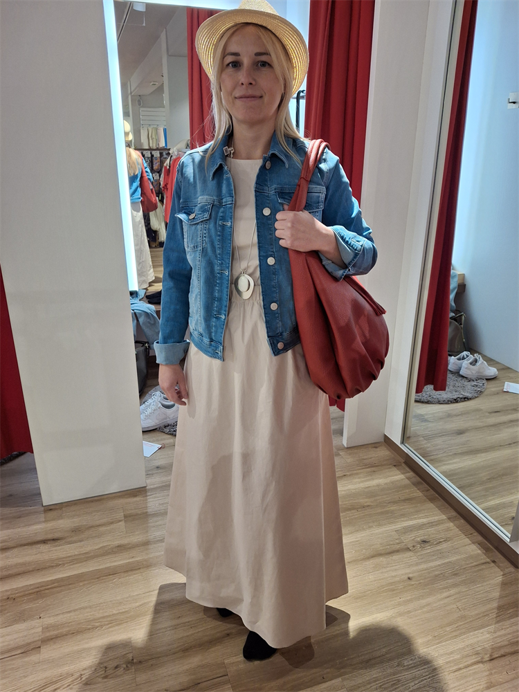 387782698 18.04.2025  Empfehlun 11 Carina3
