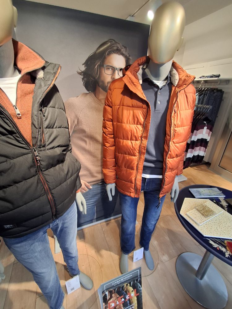 432750431 07.01.2026  Schaufenste 4