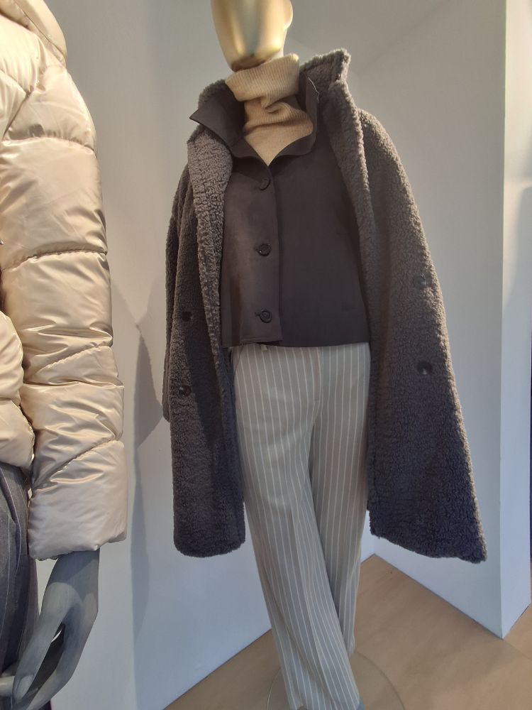 432901938 08.01.2026  Schaufenste 4