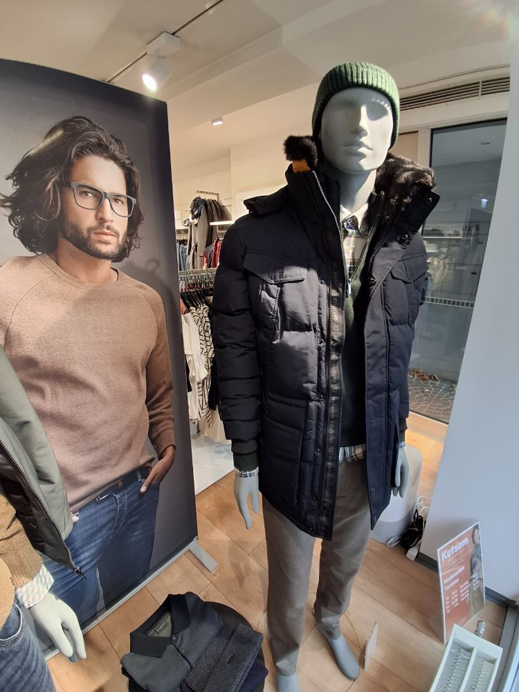 416645039 06.10.2025  Schaufenste 4