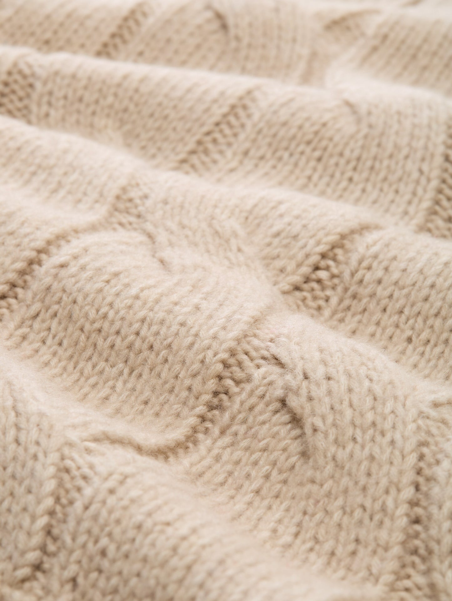 knit vest with cable structure - 1047708