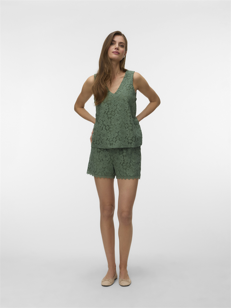 VMHONEY LACE SL V-NECK TOP WVN GA - 10330053