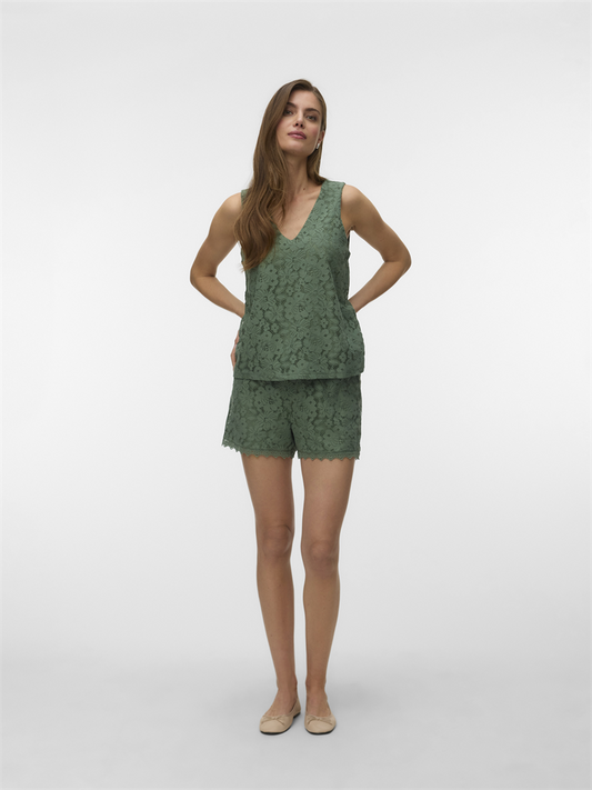 VMHONEY LACE SL V-NECK TOP WVN GA - 10330053
