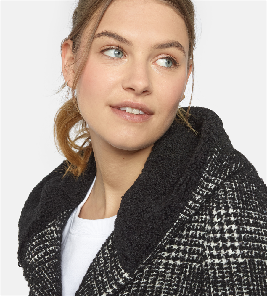 JACKE WOLLE - 450307711