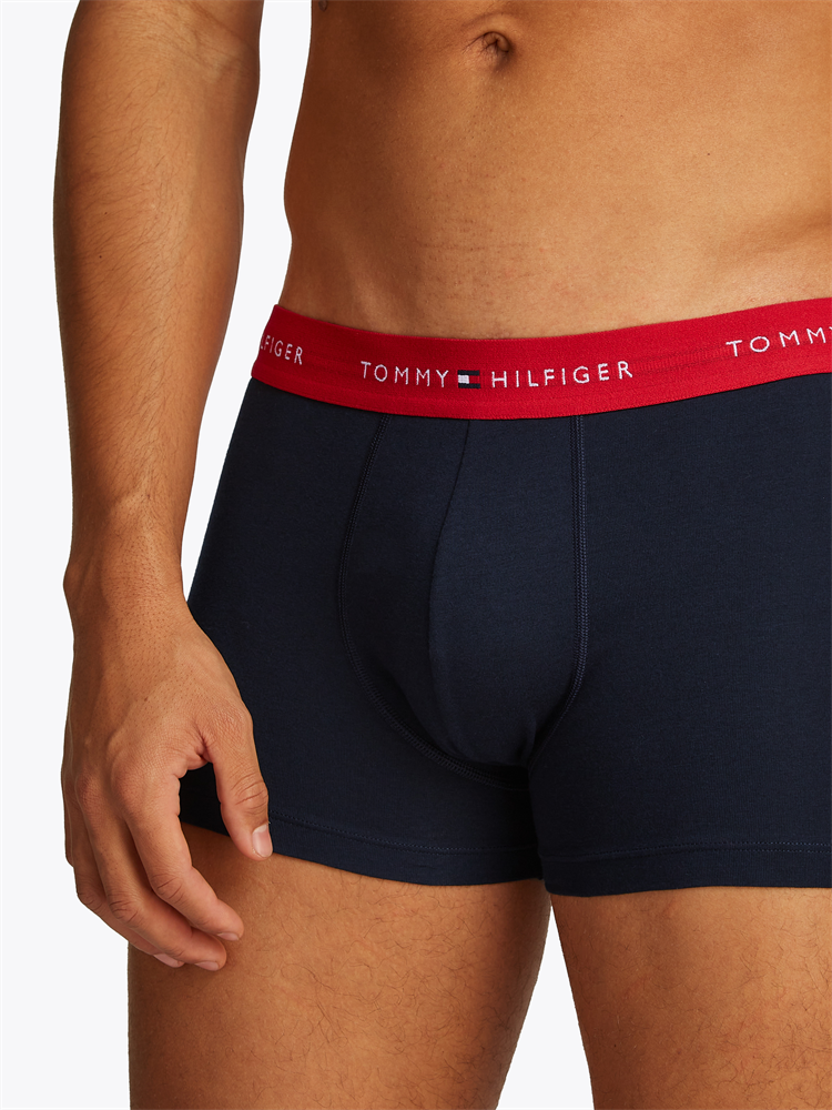 3P WB TRUNK - UM0UM02763