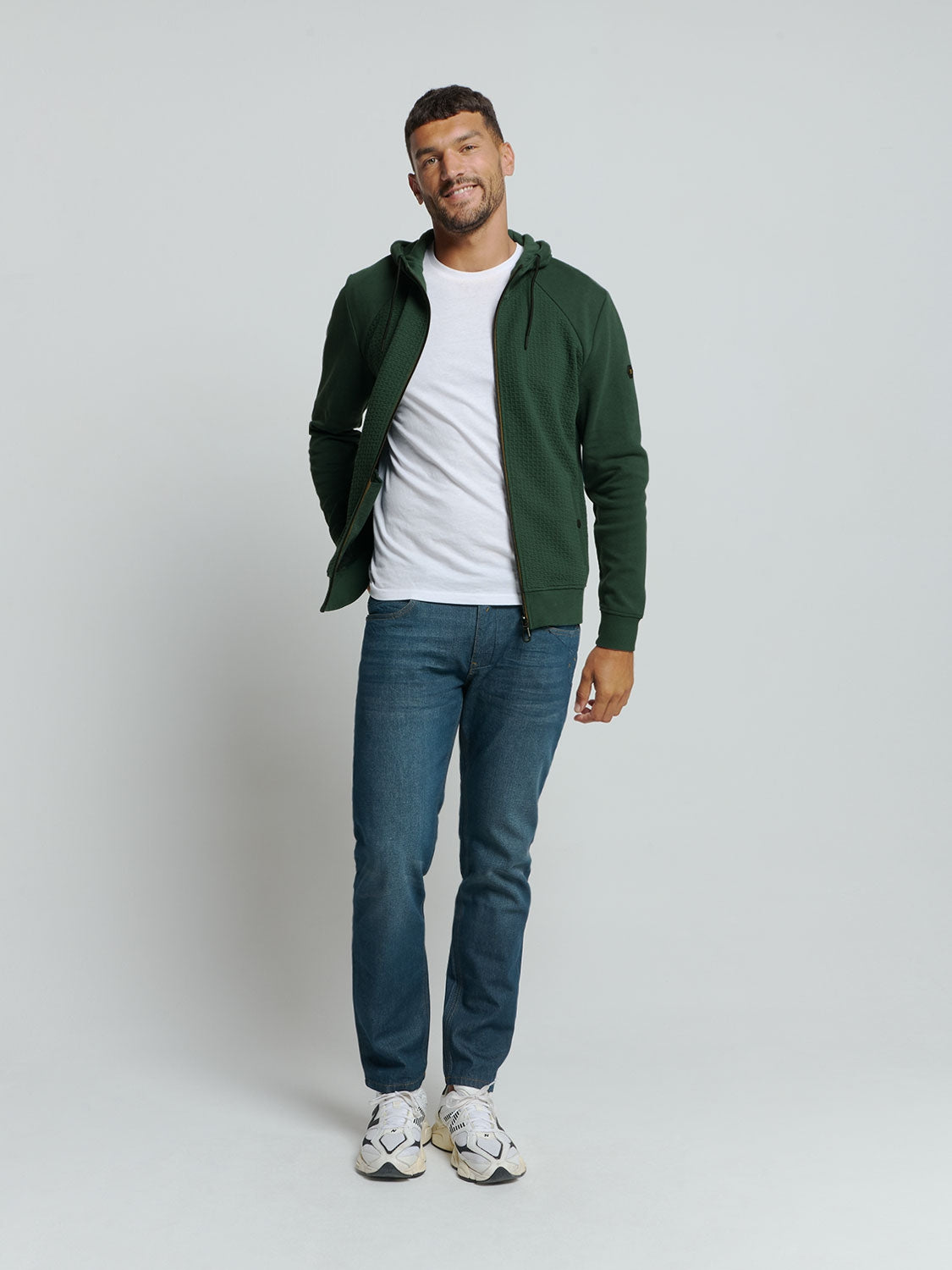 Sweater Hooded Full Zipper Double L - 25100907