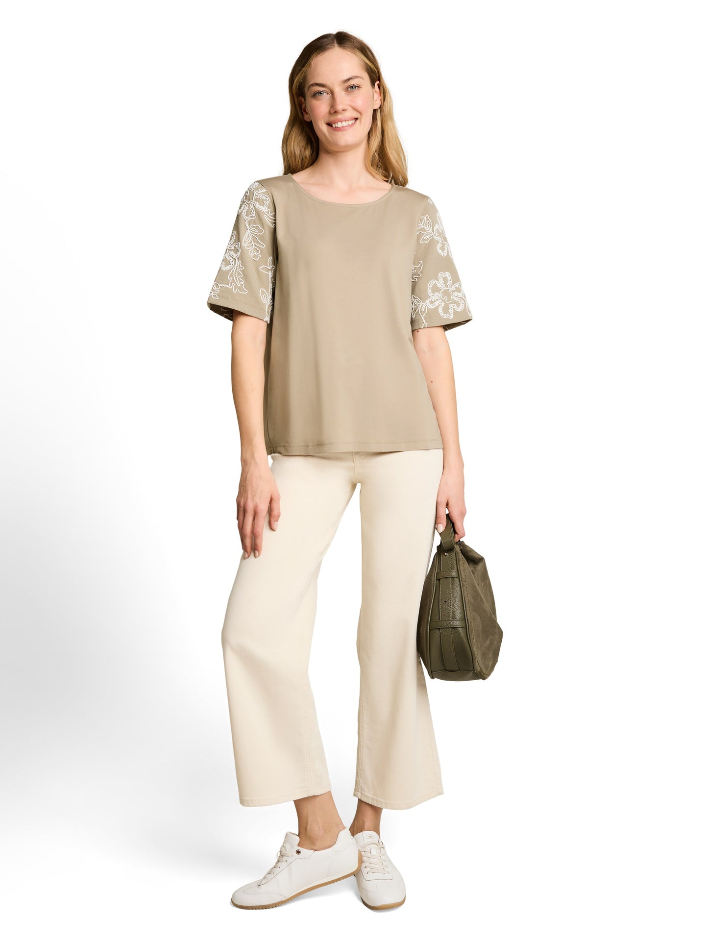 T-shirt with embroidered sleev - 1052152