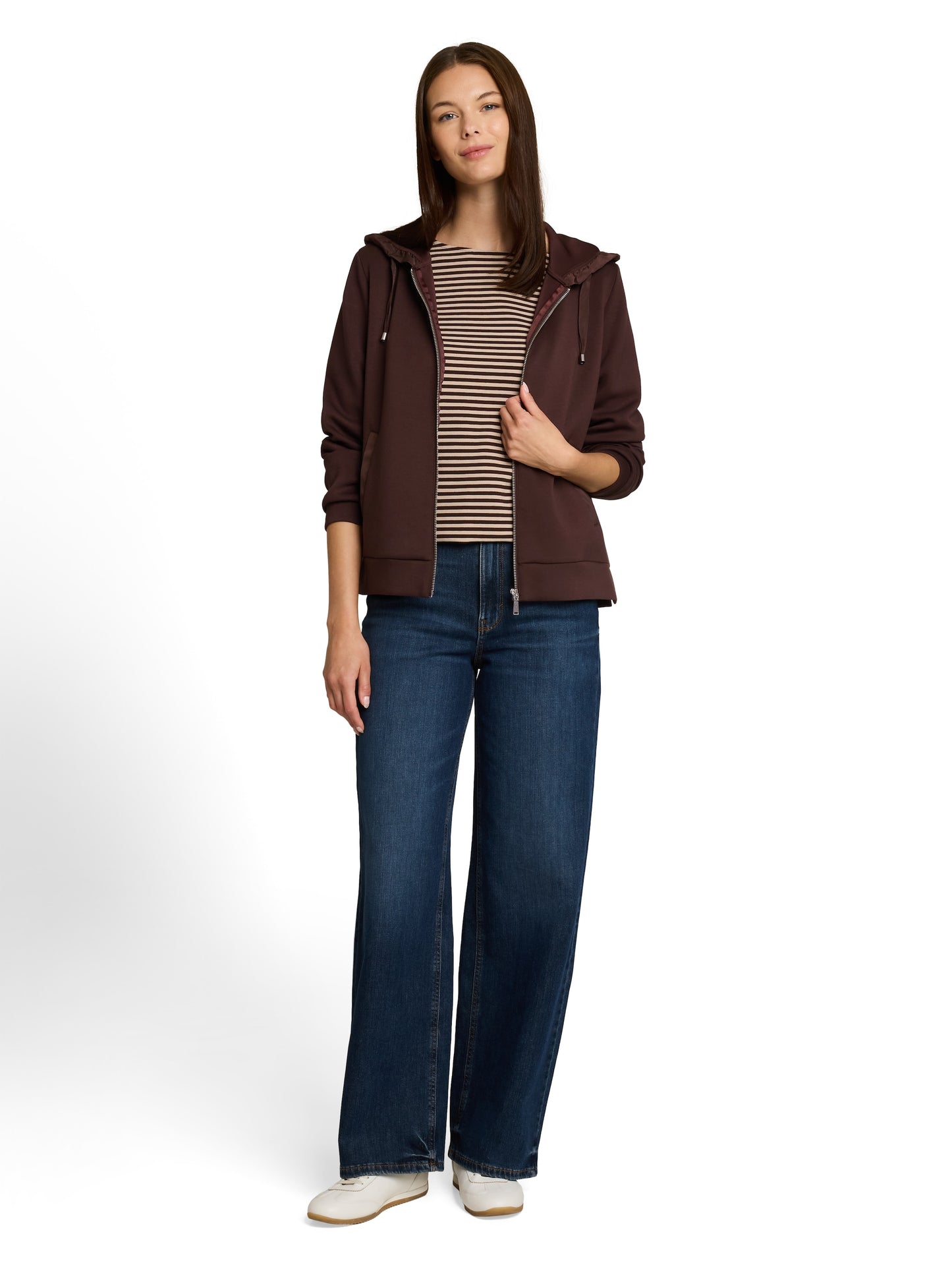 Sweatjacket with hood - 1048293
