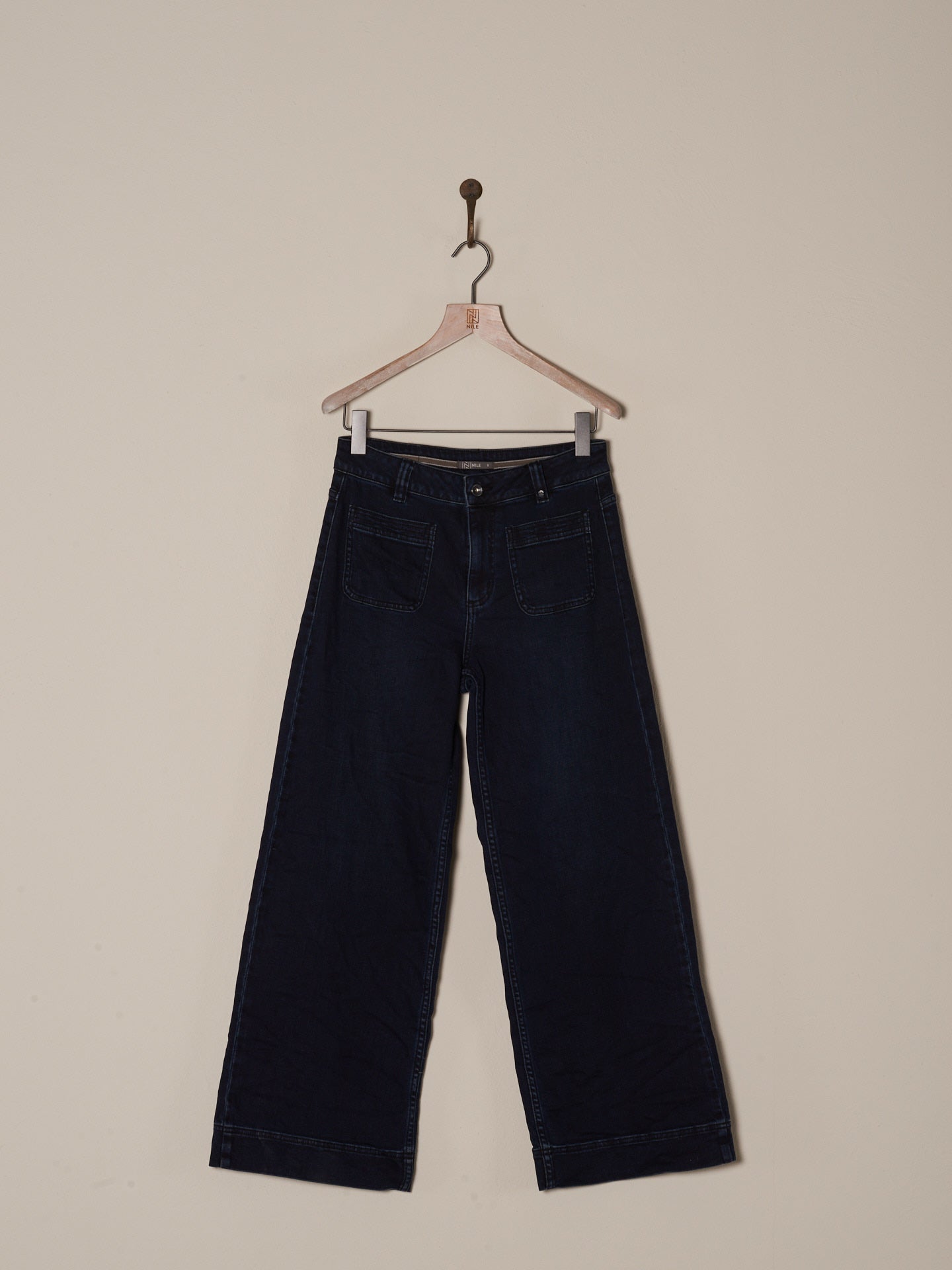 wide - F26042