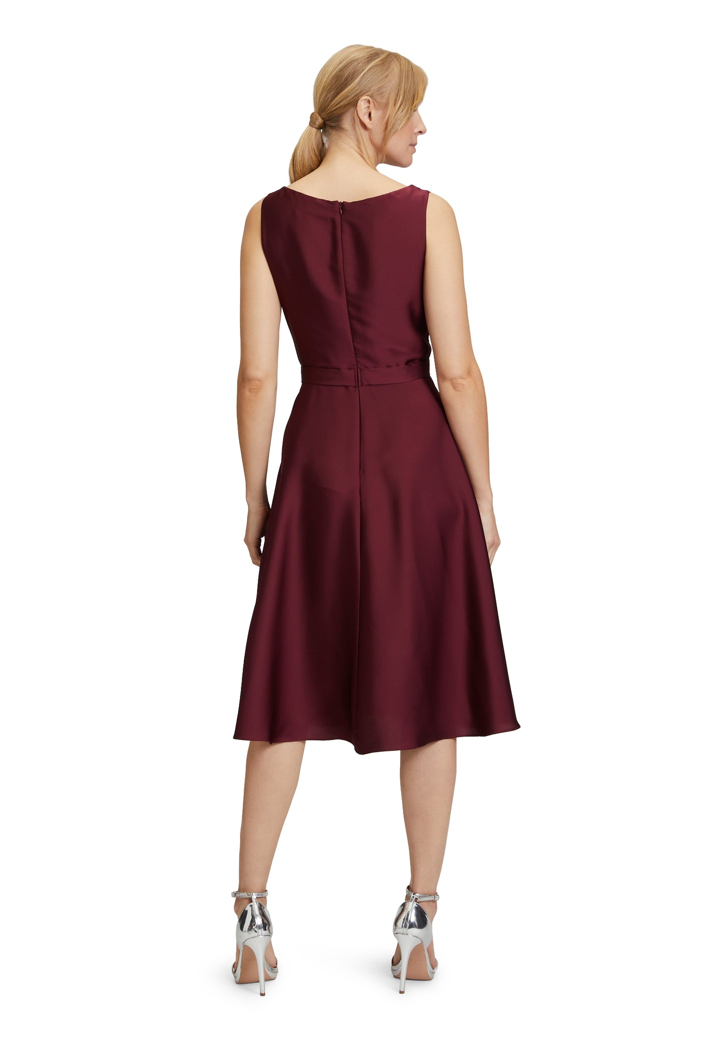 Kleid Kurz ohne Arm - 03234262