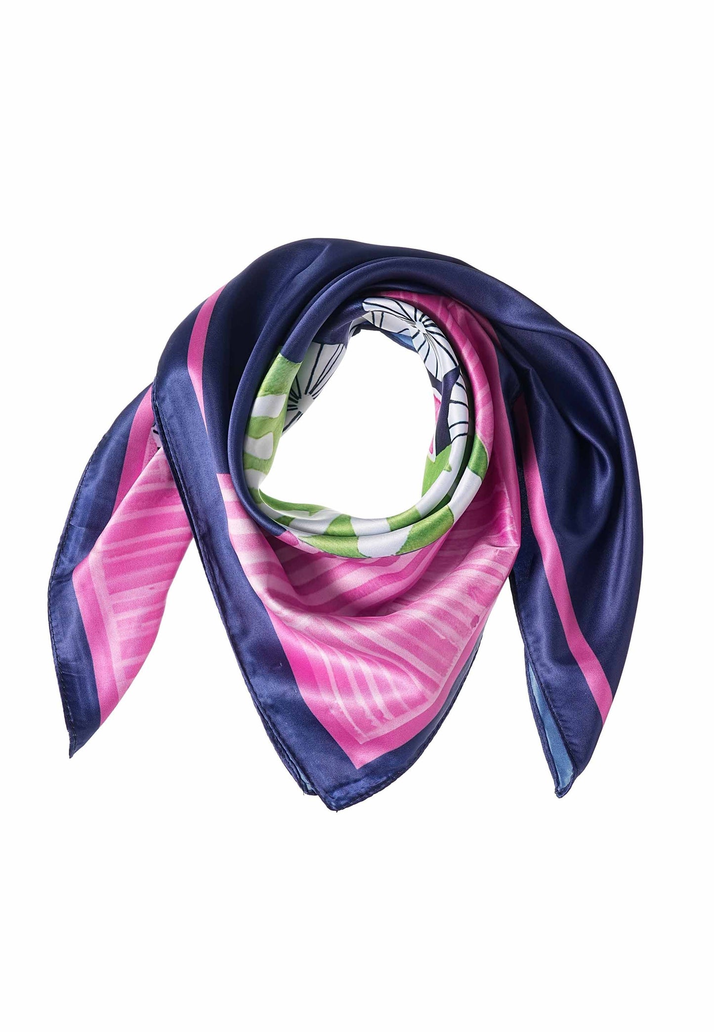 Nicki Schal - 900126996