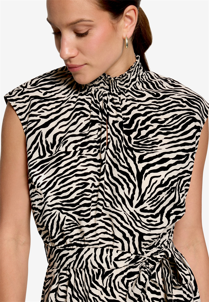 Kleid Kurz ohne Arm - 110-10004158
