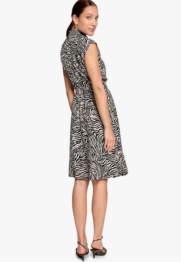 Kleid Kurz ohne Arm - 110-10004158
