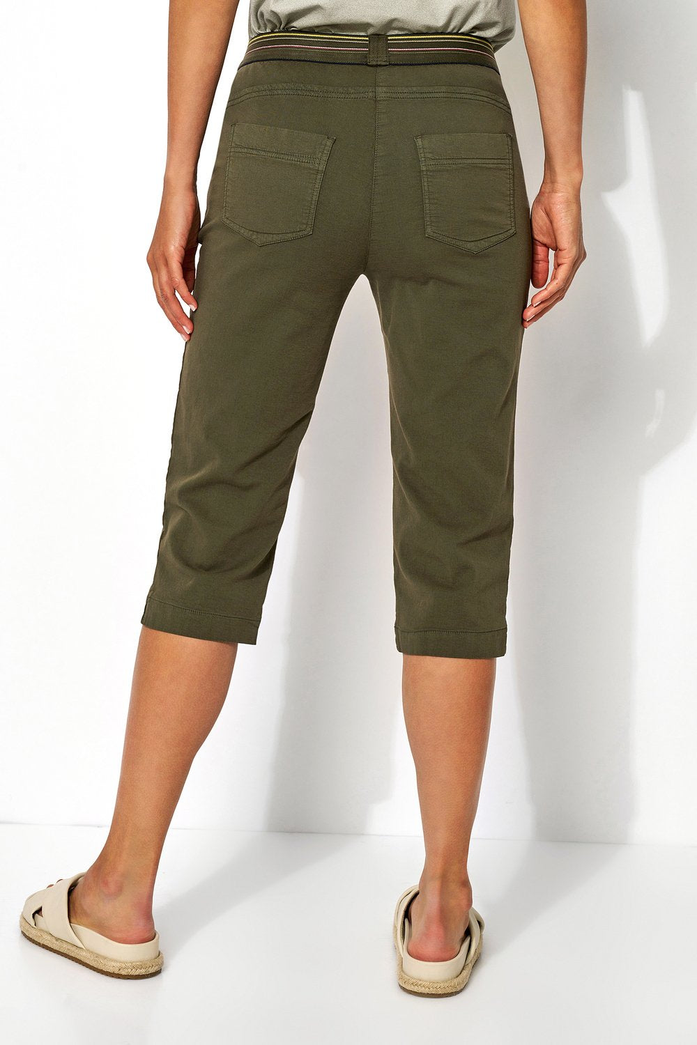 Sue JogPants Capri - 21-41/1805-42